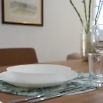 The Shoebox -stylish & Cosy House Apartamento