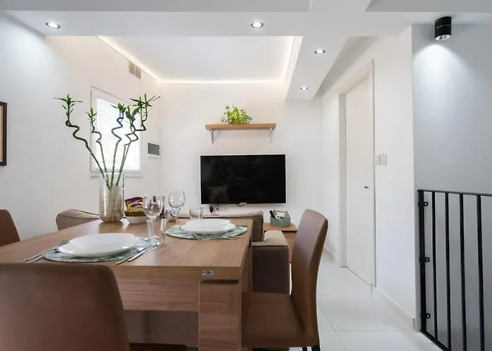 The Shoebox -stylish & Cosy House *